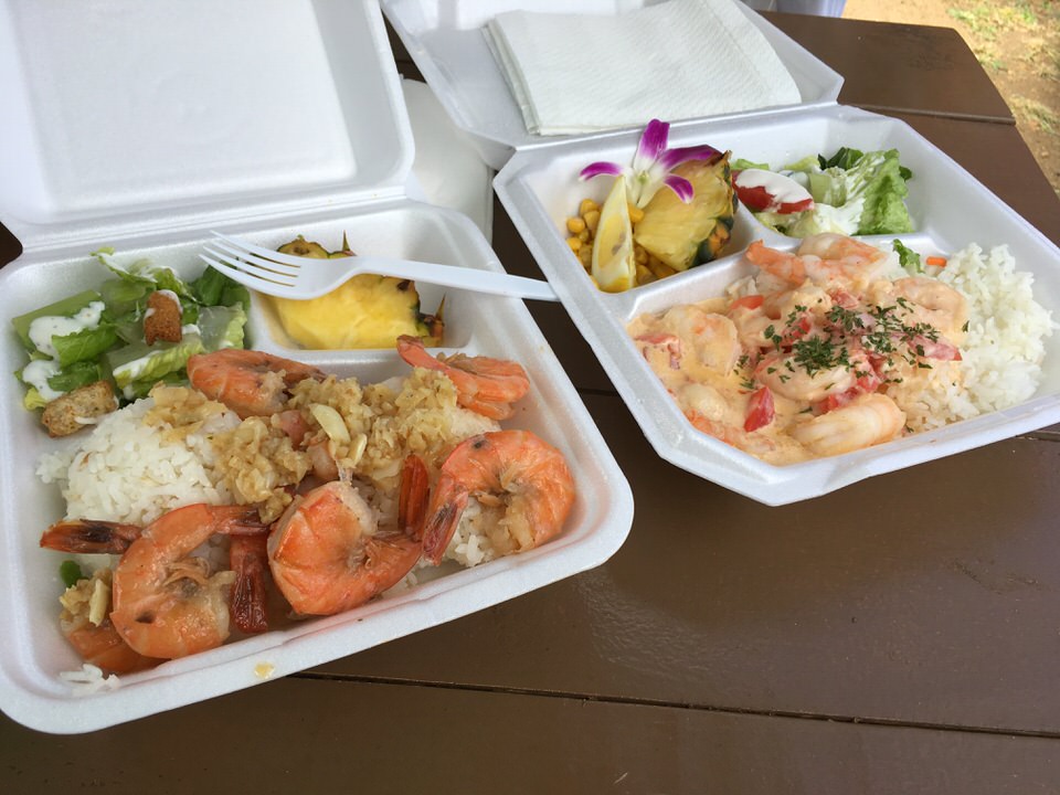 ビッグウェーブシュリンプ(左)とかマロン(右)のガーリックシュリンプ