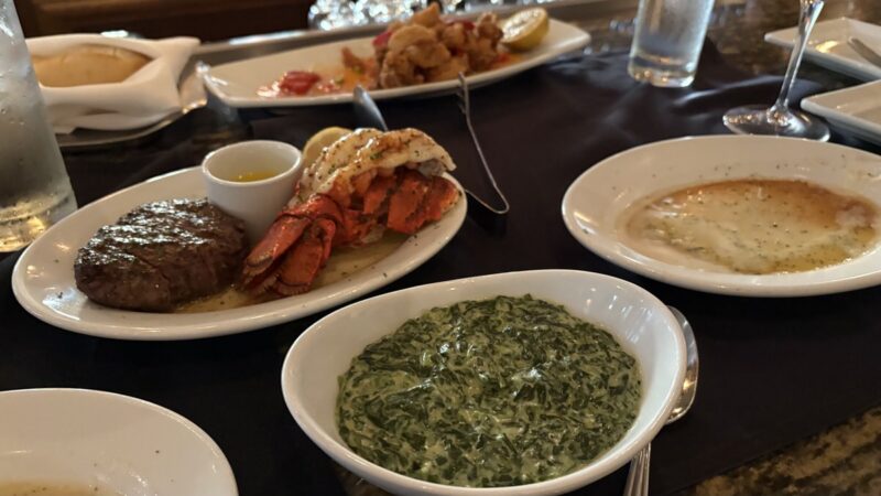 Ruth's Classicのメインと付け合わせ